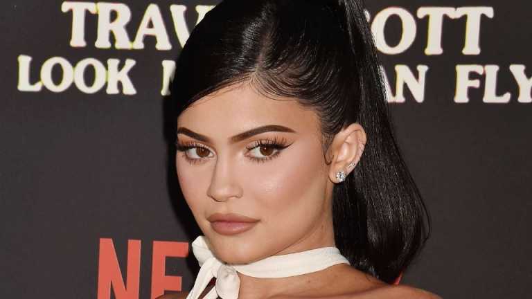 Pornhub: Η Kylie Jenner έσπασε όλα τα κοντέρ! (Φωτο) - Europost.gr