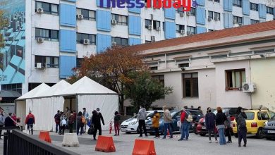 Κορωνοϊός: Τρομακτικές ουρές με ασθενείς έξω από το «Ιπποκράτειο» στη Θεσσαλονίκη!