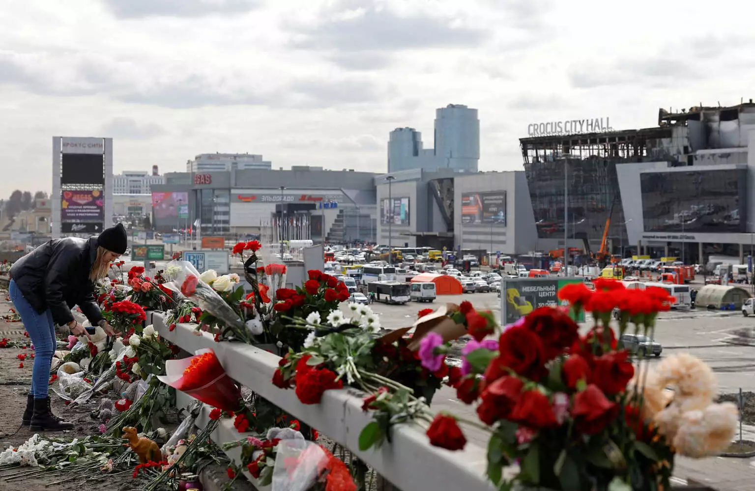 Μακελειό στη Μόσχα: Πάνω από 100 αγνοούμενοι από την τρομοκρατική επίθεση