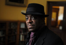 Φτωχότερος είναι από χθες ο καλλιτεχνικός χώρος, καθώς ο γνωστός ράπερ, Reggie Gibson έφυγε από τη ζωή σε ηλικία 54 ετών σκορπίζοντας θλίψη σε όλους.