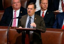 Γκας Μπιλιράκης: Ο επικρατέστερος για την αμερικανική πρεσβεία στην Αθήνα, με την απόφαση να εξαρτάται από τον ίδιο