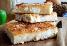 Δοκιμάστε την πιο εύκολη συνταγή για τυρόπιτα χωρίς φύλλο (τεμπελόπιτα) έτοιμη σε μόλις 5 λεπτά! Με λίγα υλικά και απλή εκτέλεση, απολαύστε μια πεντανόστιμη τυρόπιτα που θα λατρέψουν μικροί και μεγάλοι.