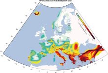 Η έντονη σεισμική δραστηριότητα στη Σαντορίνη έχει κάνει πρώτο θέμα συζήτησης τους σεισμούς, όπως είναι λογικό, ενώ υπήρξαν και σενάρια