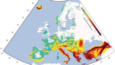 Η έντονη σεισμική δραστηριότητα στη Σαντορίνη έχει κάνει πρώτο θέμα συζήτησης τους σεισμούς, όπως είναι λογικό, ενώ υπήρξαν και σενάρια