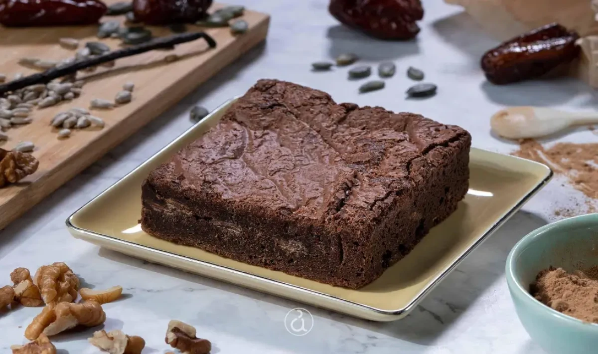 Τα σοκολατένια brownies είναι απολαυστικά και ιδανικά για τις πρωινές ή απογευματινές λιγούρες.