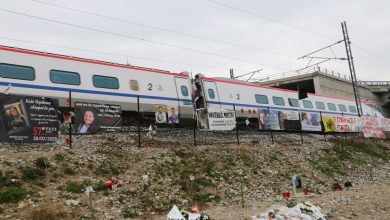 Τέμπη: Νέα Στοιχεία και Συγκλονιστικά Ντοκουμέντα έρχονται στο φως μετά την έρευνα των DJ καταρρίπτωντας το κυβερνητικό αφήγημα.