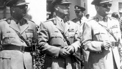 «Εξερράγη στρατιωτικόν κίνημα – Συνελήφθησαν πολιτικοί άνδρες», είναι ο τίτλος που έδινε η «Καθημερινή» σε ένα μικρό μεσόστηλο