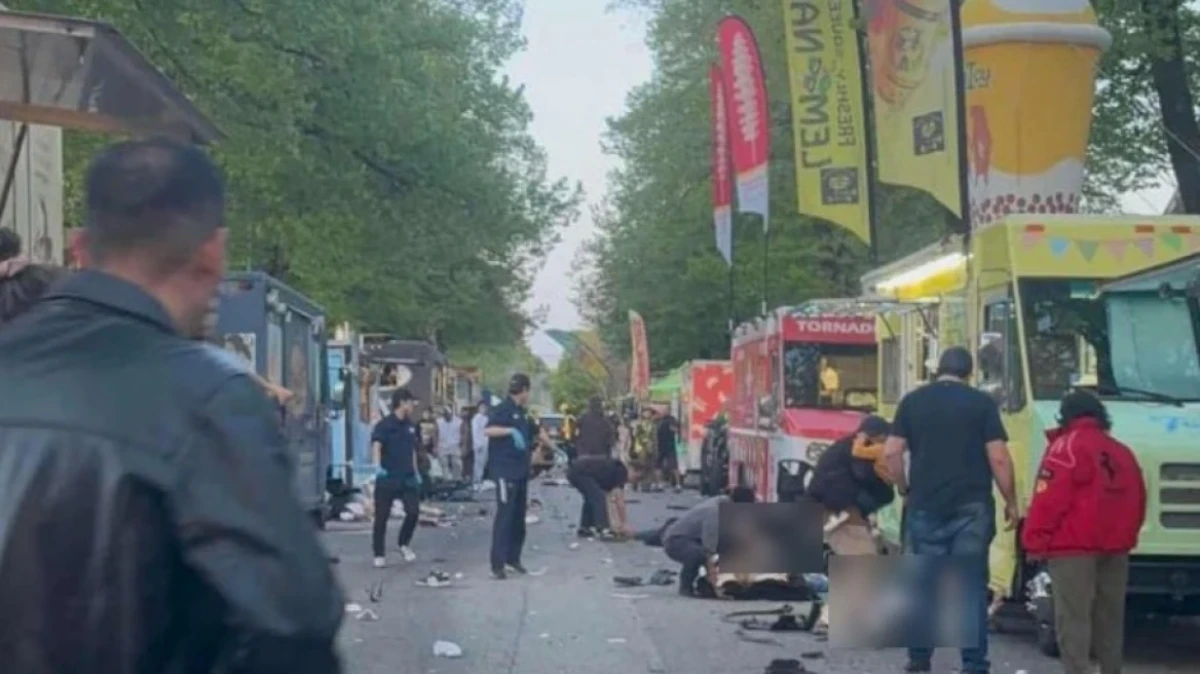 Ένα τραγικό περιστατικό σημειώθηκε στο Βανκούβερ, στον δυτικό Καναδά, όταν ένας οδηγός έπεσε με το αυτοκίνητό του πάνω σε πλήθος που