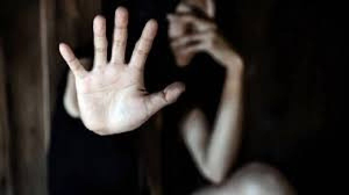 Ποιοι φέρουν την ευθύνη; Με άδεια παραμονής ο αλλοδαπός που όρμησε να βιάσει νεαρή στην Αθήνα!