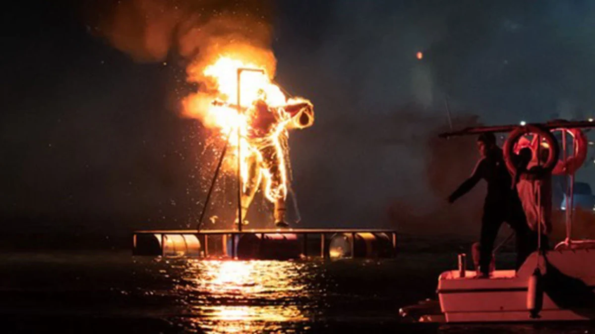 Η Ερμιόνη τιμά την παράδοση – Το "Κάψιμο του Ιούδα" ζωντανεύει στο γραφικό λιμανάκι με συγκίνηση και λαμπρότητα