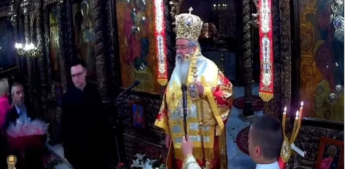 Ο Μητροπολίτης Σερβίων & Κοζάνης Παύλος, στο κήρυγμά του στο τέλος της λειτουργίας για την τελετή της Αναστάσεως αναφέρθηκε στα τατουάζ