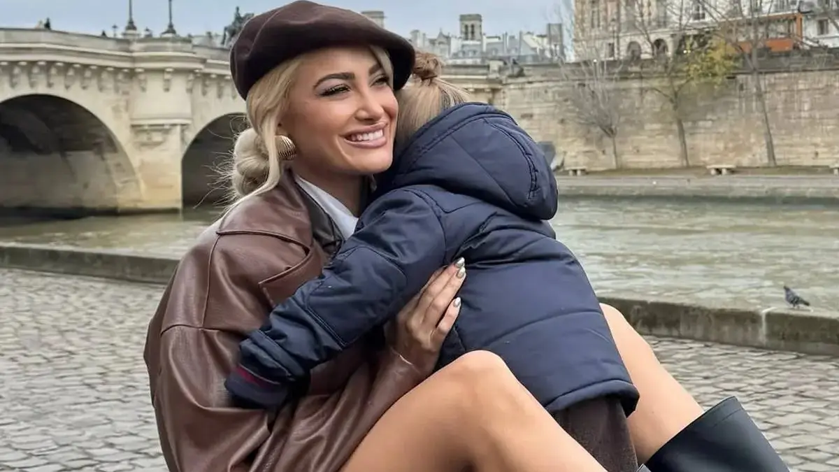 Ιωάννα Τούνη: Το πρώτο της μήνυμα μετά την αναβολή της δίκης για το revenge porn