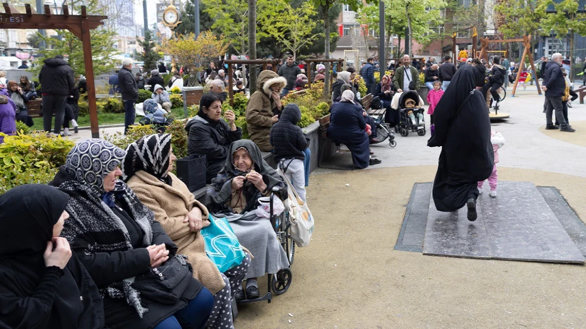 «Δεν ήταν απαραίτητα ο κύριος σεισμός»: Επιφυλακτικοί οι σεισμολόγοι μετά τα 6,2 Ρίχτερ στην Κωνσταντινούπολη