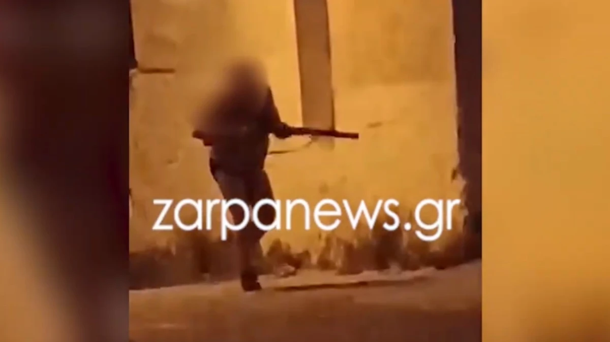 Τον γύρο του διαδικτύου κάνει από το βράδυ της Μεγάλης Πέμπτης, ένα βίντεο που δείχνει έναν ηλικιωμένο άνδρα σε χωριό των Χανίων