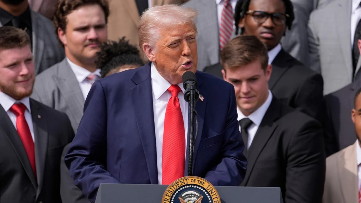 Τραμπ εναντίον Χάρβαρντ: Από σύμβολο αριστείας, σε ανέκδοτο – «Διδάσκει μίσος και βλακεία, κόψτε τους τα λεφτά»