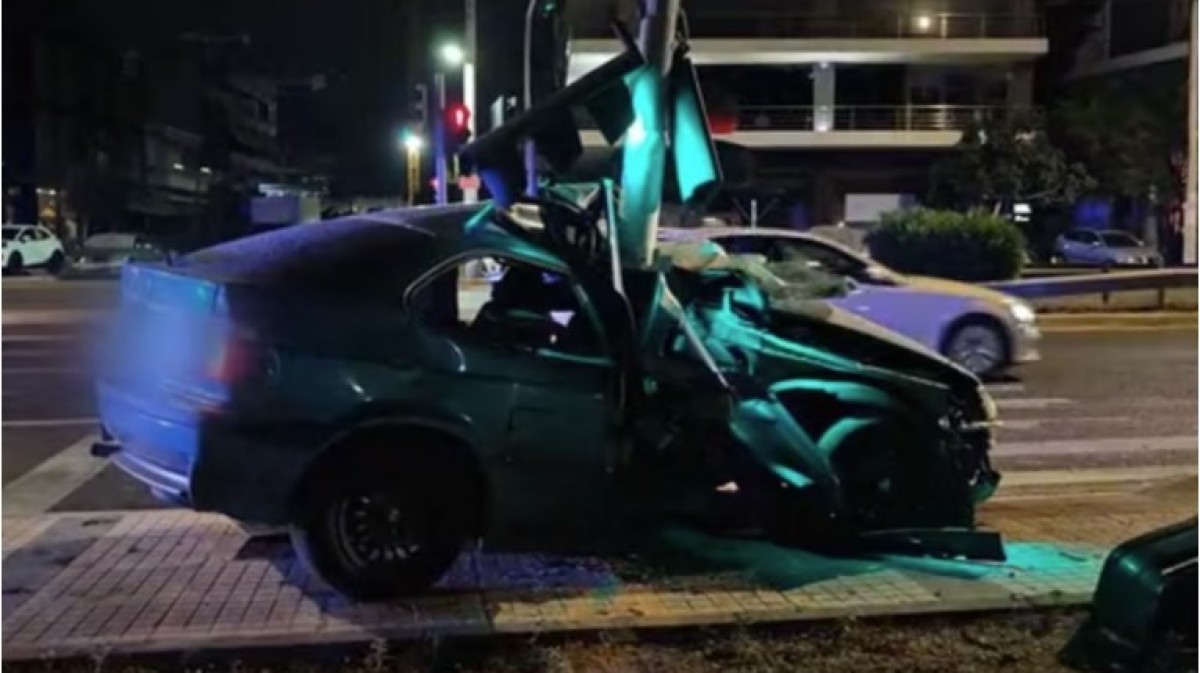 Φονικό τροχαίο στην Παραλιακή: Νεκρός ο ένας από τους τέσσερις τραυματίες – Σοβαρά χτυπημένος ο δίδυμος αδερφός αλλά και ο οδηγός του μοιραίου οχήματος