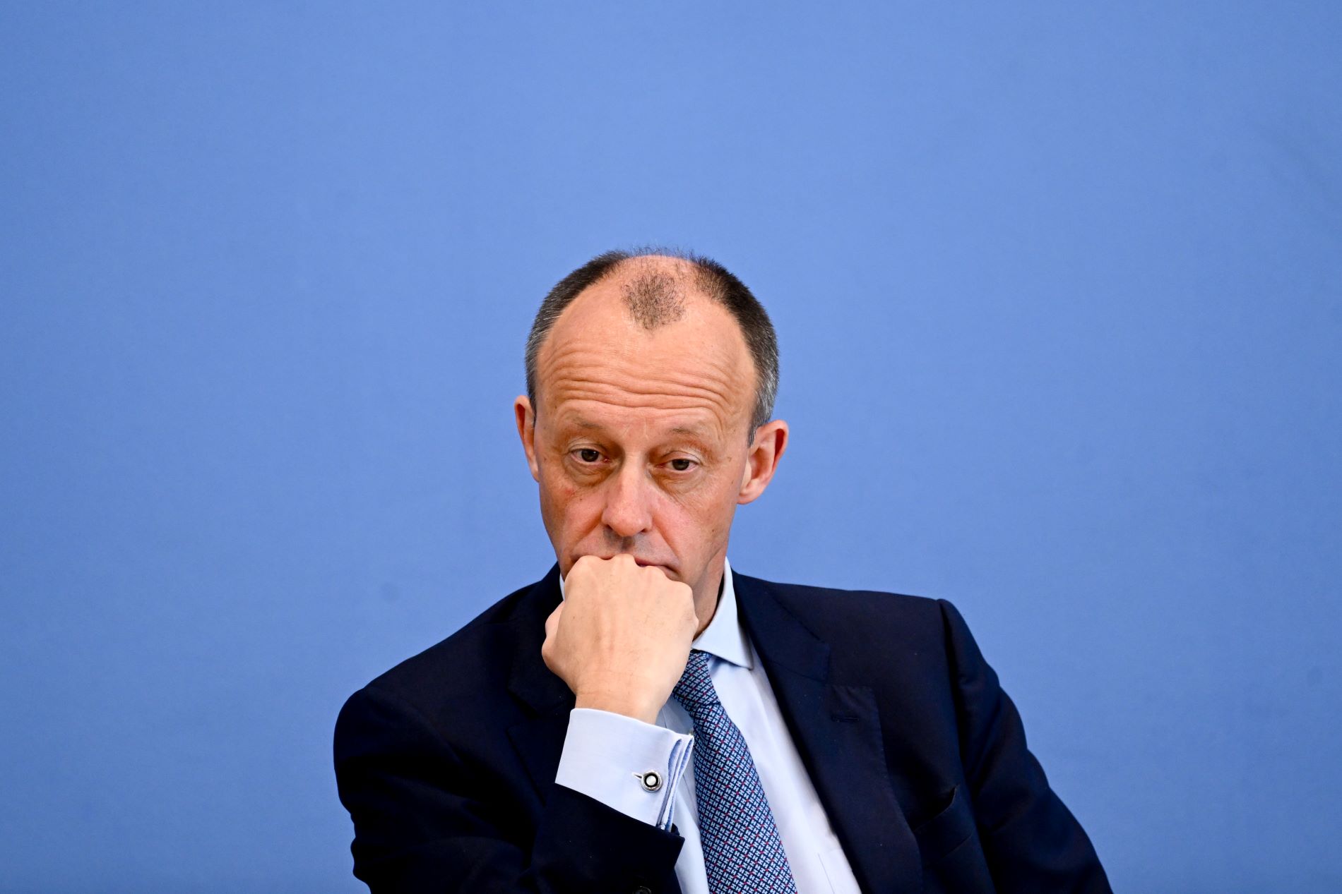 Φρίντριχ Μερτς: «Κλείνει» το μάτι στο ιταλοαλβανικό μοντέλο για τα κέντρα μεταναστών – Ζητά πιο αποφασιστική ευρωπαϊκή στάση