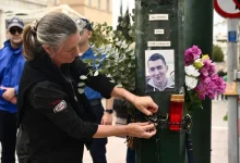 Τροχαίο έξω από τη Βουλή: Παραιτήθηκε από την έφεση ο αστυνομικός που στέρησε τη ζωή στον 21χρονο Ιάσονα – Ξέσπασαν η μητέρα και η αδελφή του