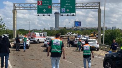 Το Ισραήλ απείλησε με “επτά φορές πιο ισχυρά” αντίποινα, μετά την ρίψη του βαλλιστικού πυραύλου από τους Χούθι της Υεμένης που είχε ως αποτέλεσμα τον τραυματισμό 6 ατόμων και το κλείσιμο του αεροδρομίου Μπεν Γκιουριόν του Τελ Αβίβ.