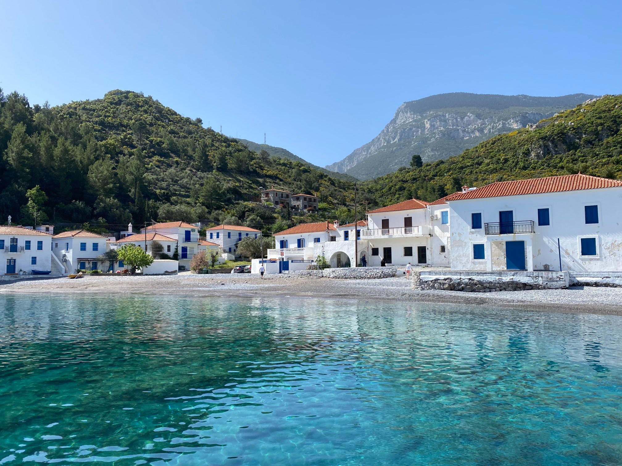 Ενόψει των καλοκαιρινών διακοπών, δεν είναι λίγοι εκείνοι που αναζητούν κοντινούς προορισμούς που ξεχωρίζουν όχι μόνον για τη φυσική