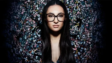 Eurovision 2025: Μαγική μεταμόρφωση on stage – Πώς η Κλαυδία άλλαξε φόρεμα σε δευτερόλεπτα με την έμπνευση του Φωκά Ευαγγελινού