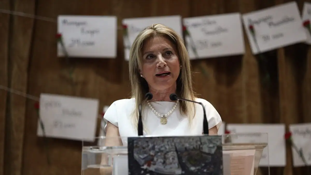 Η Μαρία Καρυστιανού ξεσπά για το πόρισμα Καρώνη: «Έκτρωμα χωρίς ήθος – Ντροπή για την επιστήμη και τη μνήμη των νεκρών»