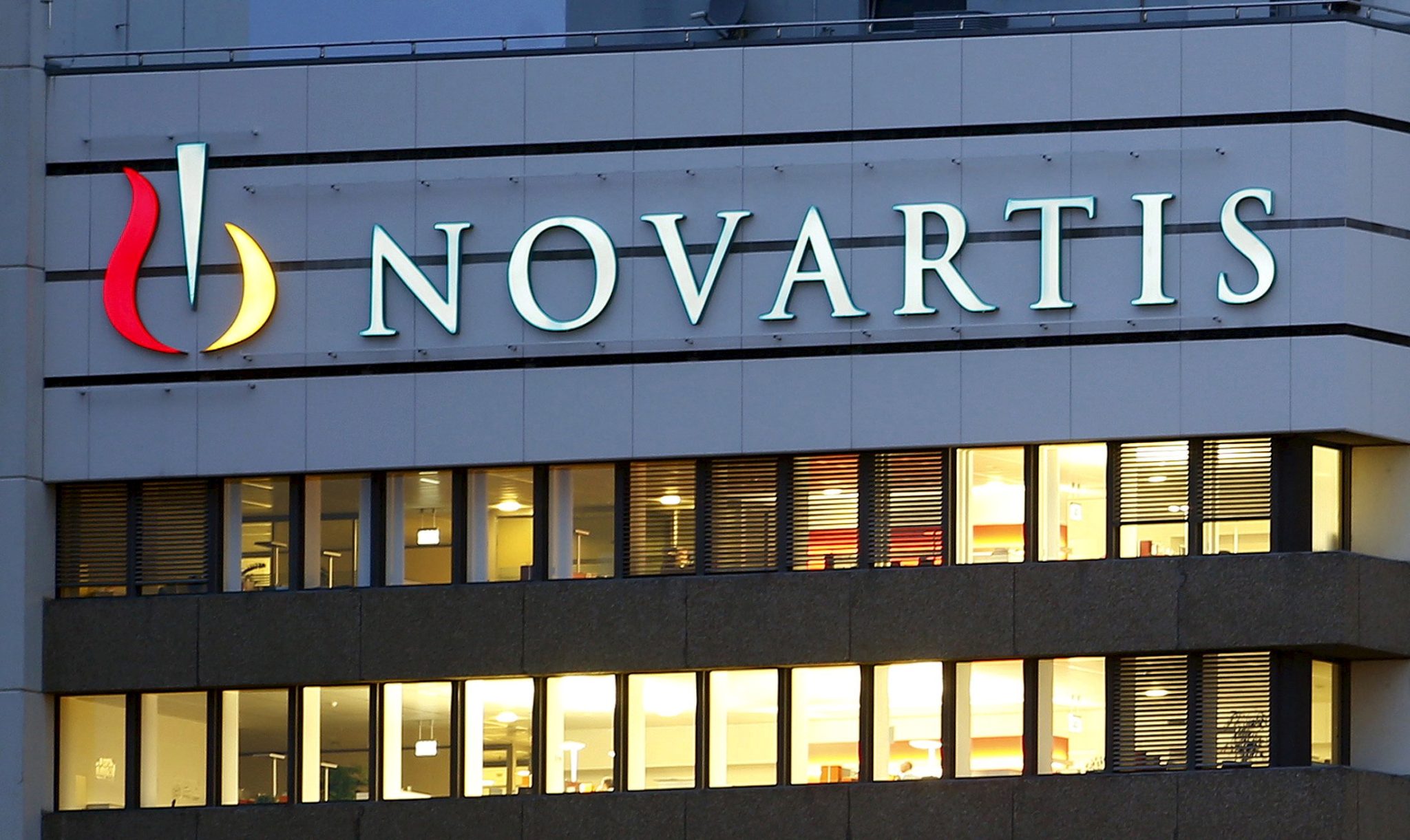 Novartis: Έρευνα για στενή συνεργάτιδα του Άδωνι Γεωργιάδη – «Σκιές» πάνω από τον διορισμό και στις αμοιβές της