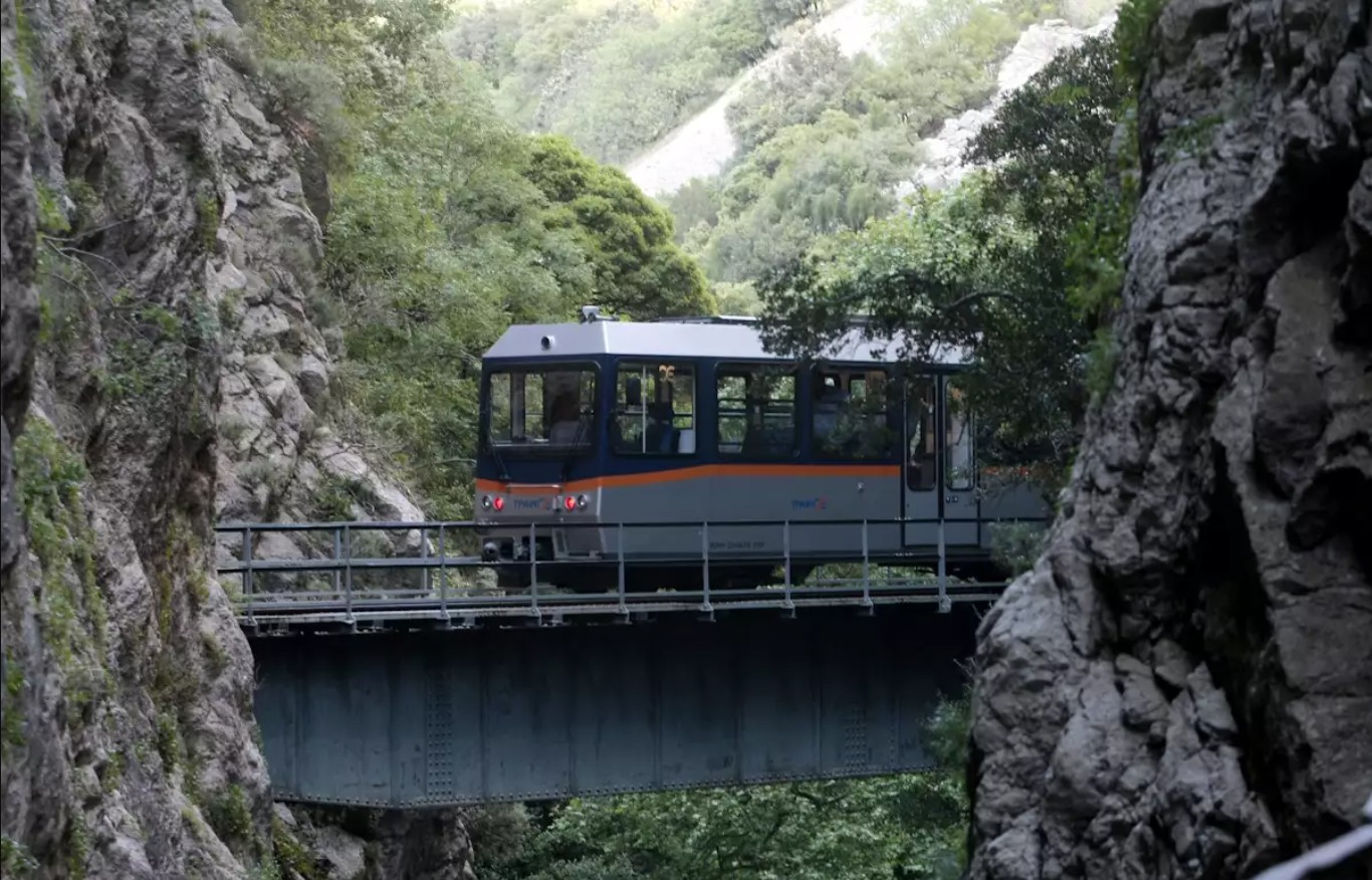 Hellenic Train: Πάγωσαν οι 105 επιβάτες- Ακινητοποιήθηκε τρένο λόγω κατολισθήσεων