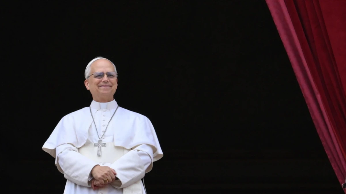 Βατικανό: Ο Πάπας Λέων ΙΔ’ σπάει την παράδοση του Φραγκίσκου και επιστρέφει στα πολυτελή δώματα των προκατόχων του