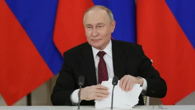 Η διπλωματική "ντρίπλα" Πούτιν: Προτείνει διάλογο με το Κίεβο, αλλά με την πλάτη στον τοίχο