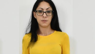 Στη δημοσιότητα έδωσε η ΕΛΑΣ τα στοιχεία της γυναίκας που σκοτώθηκε κατά την έκρηξη μηχανισμού στη Θεσσαλονίκη, όπως και ενός ακόμη ατόμου που φέρεται ότι νοίκιασε το διαμέρισμά της.