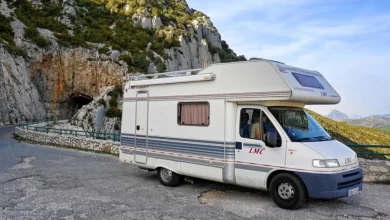 Τροχόσπιτα: «Οι εικόνες που κυκλοφορούν, με καταγγελίες, απειλές για πρόστιμα, απαγορεύσεις και παρερμηνείες των νόμων, απομακρύνουν