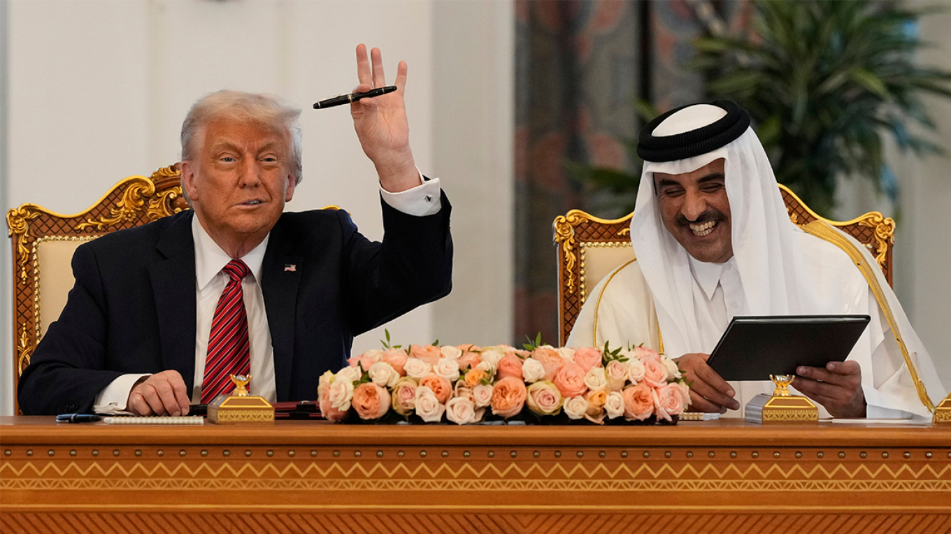 Συμφωνία-μαμούθ 200 δισ. δολαρίων μεταξύ Boeing και Κατάρ με φόντο την επίσκεψη Τραμπ: Η μεγαλύτερη αεροπορική παραγγελία στην ιστορία