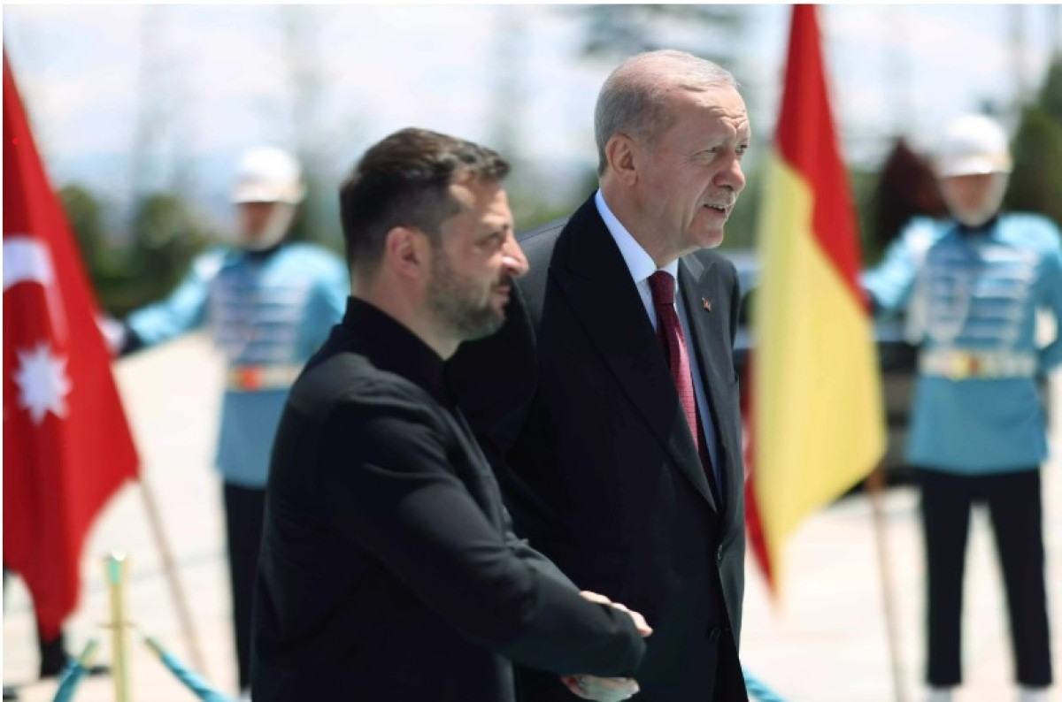 Κωνσταντινούπολη: Στη Δίνη του Αδιεξόδου οι Συνομιλίες Ρωσίας-Ουκρανίας – Κατηγορίες, Προσβολές και Ζοφερό Μέλλον