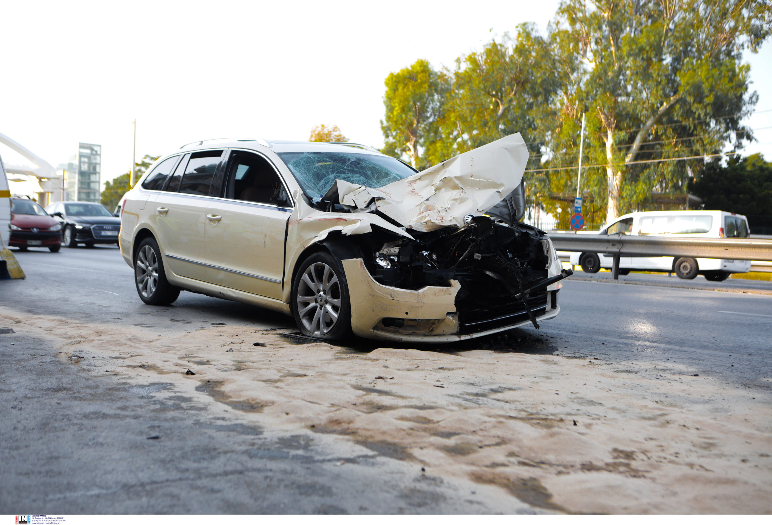 «Δευτερόλεπτα πριν το θάνατο»: Βίντεο - ντοκουμέντο δείχνει τη μοιραία πρόσκρουση ταξί στον Άλιμο που σκότωσε 65χρονη καθαρίστρια – Συγκλονίζουν οι μαρτυρίες