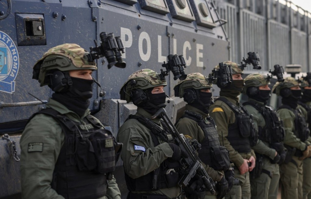 Σε «κόκκινο» συναγερμό η Ελληνική Αστυνομία. – Έκτακτα μέτρα ασφαλείας σε ισραηλινούς στόχους