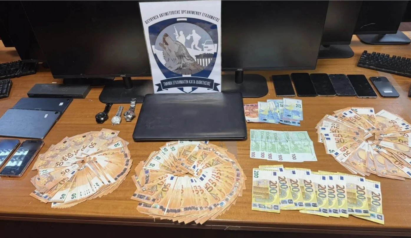 Σημαντικό πλήγμα στο οργανωμένο έγκλημα κατάφερε η Ελληνική Αστυνομία, καθώς εξάρθρωσε πολυμελή εγκληματική σπείρα