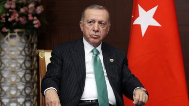 Ο «ειρηνοποιός» Ερντογάν έτοιμος για νέα «παζάρια»- «Θα επιδιώξουμε ιστορική τριμερή συνάντηση Πούτιν – Ζελένσκι – Τραμπ στην Τουρκία»