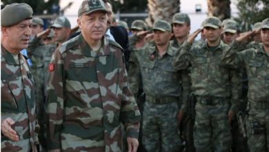 Η Άγκυρα βυθίζεται ολοένα και βαθύτερα στον αυταρχισμό. Ο Ερντογάν ξεδιπλώνει ένα κανονικό «Σύστημα Στάλιν», με μαζικές διώξεις