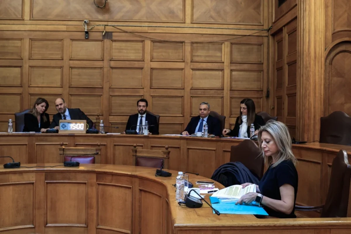 Βαρύ το κατηγορητήριο για Μητσοτάκη και Καραμανλή – «Προδιαγεγραμμένο έγκλημα τα Τέμπη, όχι ατύχημα» - Στη Βουλή η πρόταση των συγγενών