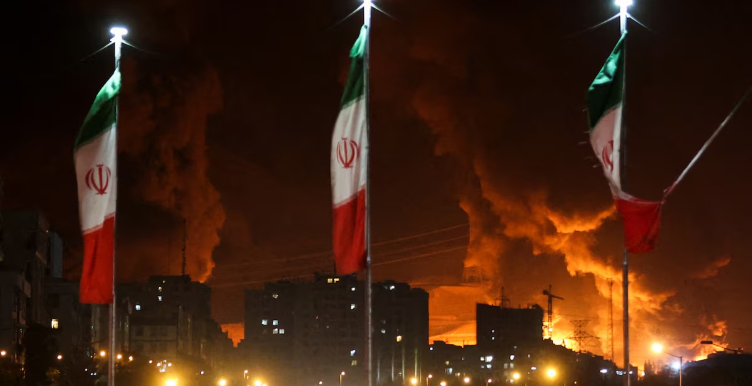 Ιρανοί αξιωματούχοι απέρριψαν κατηγορηματικά τους ισχυρισμούς των Ηνωμένων Πολιτειών, και συγκεκριμένα του προέδρου Ντόναλντ Τραμπ