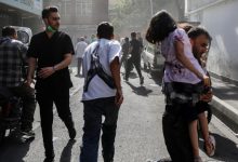 Τεχεράνη: Σκηνές χάους στην πρωτεύουσα του Ιράν-Άμαχοι τρέχουν να σωθούν-«Ο θάνατος πλανάται στον αέρα»