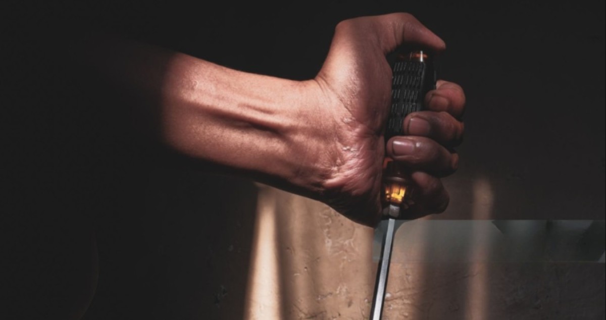 Σοβαρό επεισόδιο σημειώθηκε πρόσφατα σε πολυκατοικία στον Βύρωνα, με πρωταγωνίστρια γνωστή 40χρονη ηθοποιό.