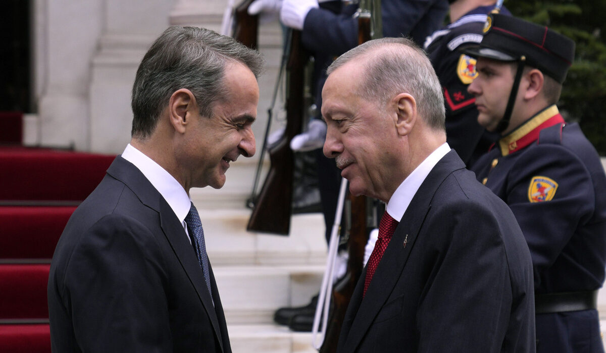 Θαλάσσια πάρκα… με το σταγονόμετρο και την ευχή της Άγκυρας