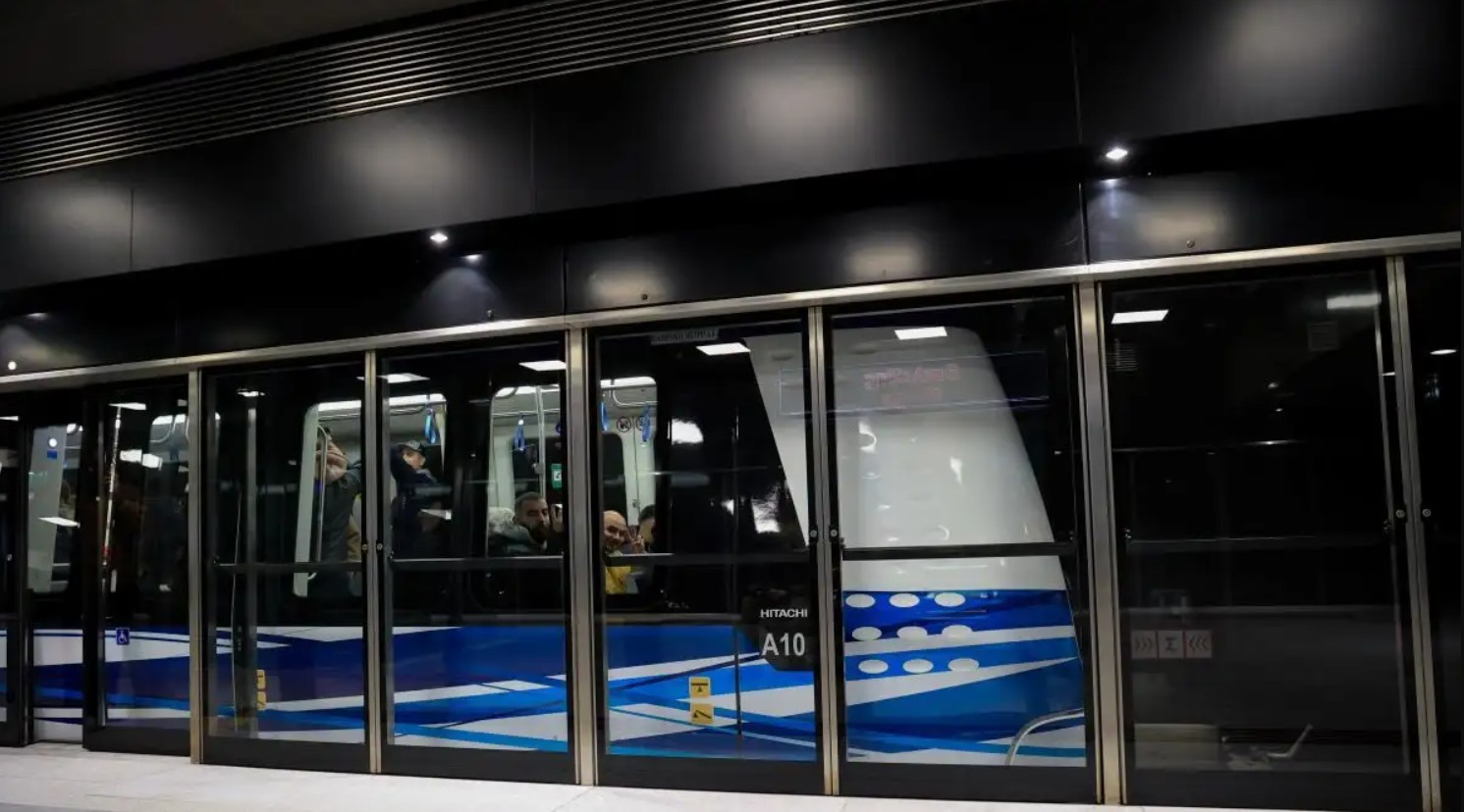 Σε προσωρινή αναστολή τέθηκε το σύνολο της γραμμής του Μετρό Θεσσαλονίκης, εξαιτίας τεχνικού προβλήματος που παρουσιάστηκε