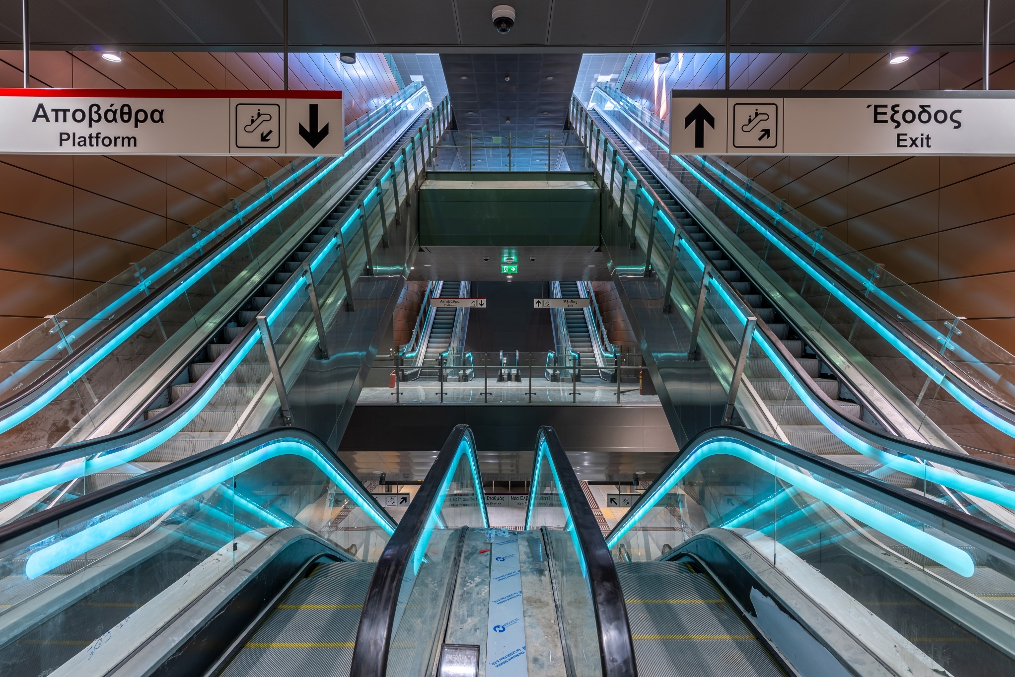 Έπειτα από περίπου οκτώ ώρες ταλαιπωρίας, αποκαταστάθηκε το τεχνικό πρόβλημα που παρέλυσε τη λειτουργία της Γραμμής 1