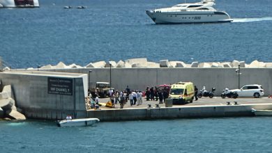 Βουλιαγμένη: Πώς έπεσε το ελικόπτερο– Βίντεο από τη στιγμή της «βουτιάς» στη θάλασσα