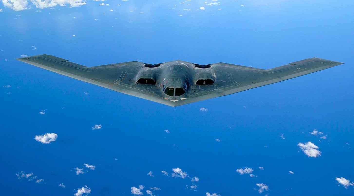 Αναταράξεις προκάλεσε το Σάββατο στην παγκόσμια γεωπολιτική σκακιέρα η αιφνιδιαστική απογείωση των διαβόητων αμερικανικών