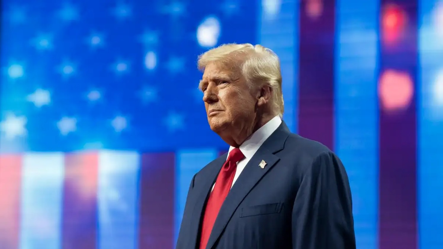 Με ύφος που δεν σηκώνει αμφισβητήσεις, ο πρώην πρόεδρος των ΗΠΑ, Ντόναλντ Τραμπ, έστειλε τελεσίγραφο προς τις μεγάλες πετρελαϊκές