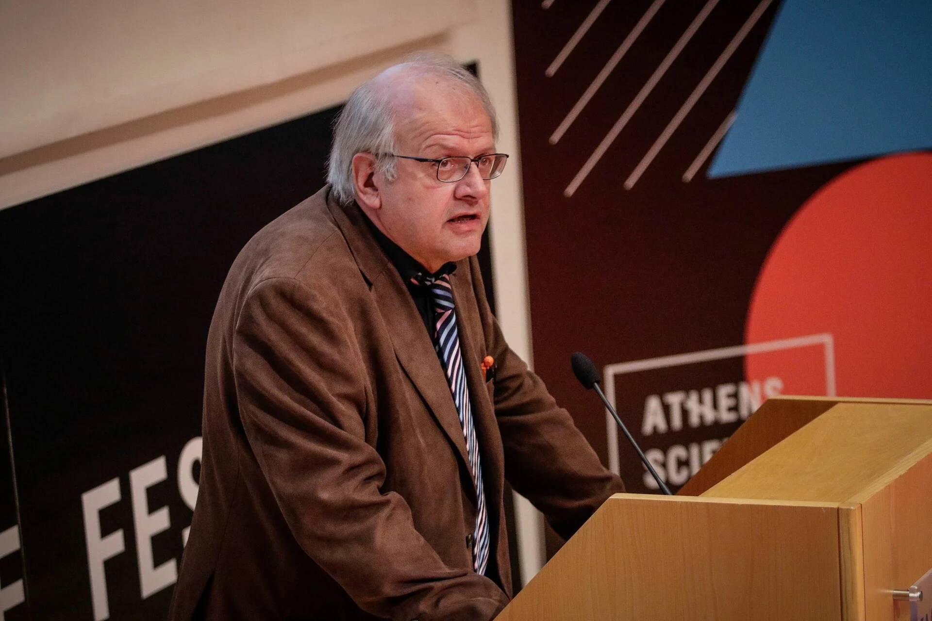 Σεισμός 5,3 Ρίχτερ συγκλόνισε τη Χαλκιδική – Φόβοι για ζημιές σε ιστορικά μοναστήρια, προειδοποιεί ο Τσελέντης